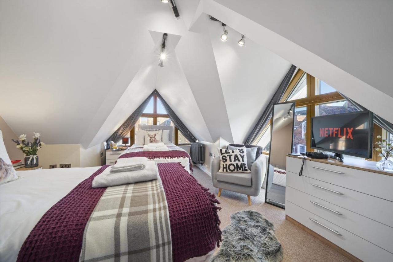 Super Funky Spire View Cottage - Free Gated Parking - Ultra Wifi 坎特伯雷 外观 照片
